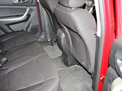 2012款 1.6L 手动 舒适型 5座
