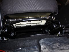 2012款 1.6L 手动 舒适型 5座