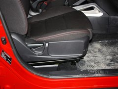 2012款 1.6L 手动 舒适型 5座