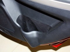 2012款 1.6L 手动 舒适型 5座