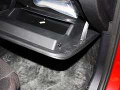 2012款 1.6L 手动 舒适型 5座