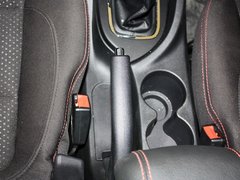 2012款 1.6L 手动 舒适型 5座