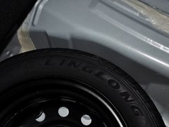 2012款 1.0L 手动 尚酷型