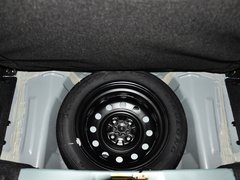 2012款 1.0L 手动 尚酷型