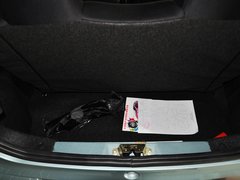2012款 1.0L 手动 尚酷型