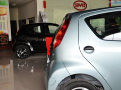 2012款 1.0L 手动 尚酷型