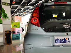 2012款 1.0L 手动 尚酷型
