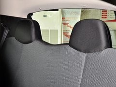 2012款 1.0L 手动 尚酷型