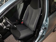 2012款 1.0L 手动 尚酷型