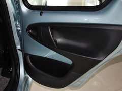 2012款 1.0L 手动 尚酷型