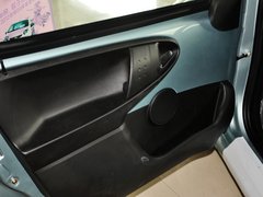 2012款 1.0L 手动 尚酷型