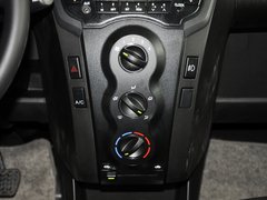 2012款 1.0L 手动 尚酷型