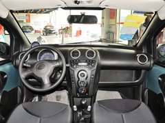 2012款 1.0L 手动 尚酷型