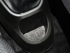 2012款 1.0L 手动 尚酷型