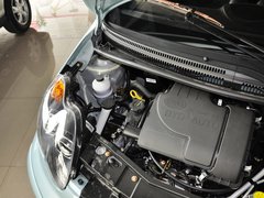 2012款 1.0L 手动 尚酷型