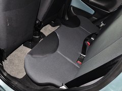 2012款 1.0L 手动 尚酷型
