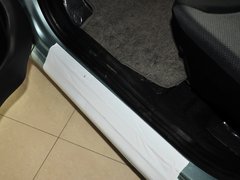 2012款 1.0L 手动 尚酷型