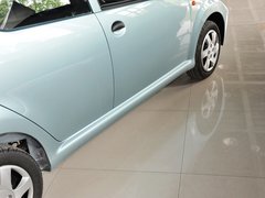 2012款 1.0L 手动 尚酷型