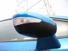 2012款 两厢 1.6L 自动 乐尚型