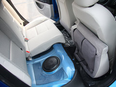 2012款 两厢 1.6L 自动 乐尚型