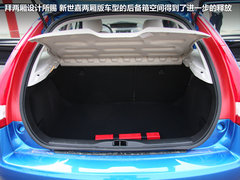 2012款 两厢 1.6L 自动 乐尚型