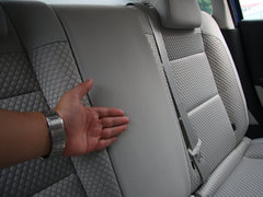 2012款 两厢 1.6L 自动 乐尚型