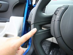 2012款 两厢 1.6L 自动 乐尚型