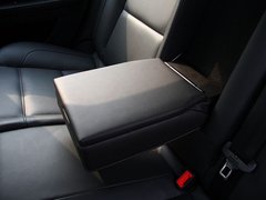 2012款 两厢 1.6L 自动 乐尚型