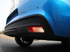 2012款 两厢 1.6L 自动 乐尚型