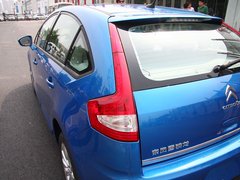 2012款 两厢 1.6L 自动 乐尚型