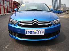 2012款 两厢 1.6L 自动 乐尚型