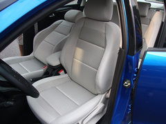 2012款 两厢 1.6L 自动 乐尚型