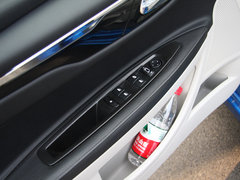 2012款 两厢 1.6L 自动 乐尚型