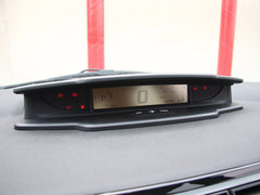 2012款 两厢 1.6L 自动 乐尚型