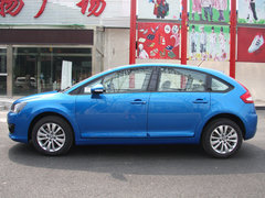 2012款 两厢 1.6L 自动 乐尚型
