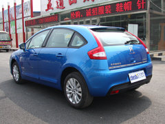 2012款 两厢 1.6L 自动 乐尚型