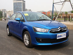 2012款 两厢 1.6L 自动 乐尚型