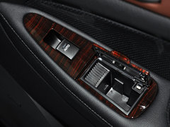 2012款 3.0L 自动 GDI尊贵版