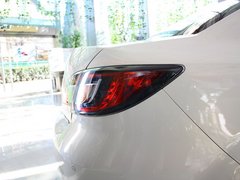 2012款 2.0 自动 轿跑 精英版