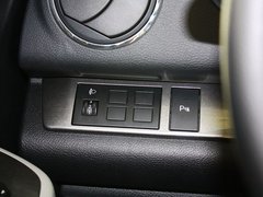 2012款 2.0 自動(dòng) 轎跑 精英版