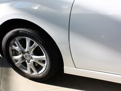 2012款 2.0 自动 轿跑 精英版