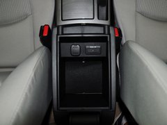 2012款 2.0 自动 轿跑 精英版