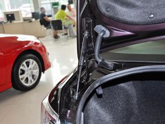 2012款 2.0 自动 轿跑 精英版