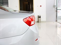 2012款 2.0L CVT 典雅版