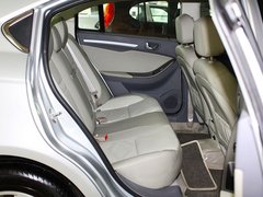 2012款 2.0L CVT 典雅版