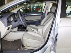 2012款 2.0L CVT 典雅版