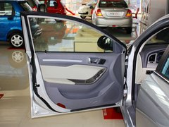 2012款 2.0L CVT 典雅版