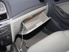 2012款 2.0L CVT 尊雅版
