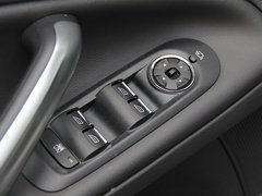 2012款 2.0T DCT GTDi旗舰运动版