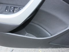 2012款 XT 1.6T 自动 新锐运动型